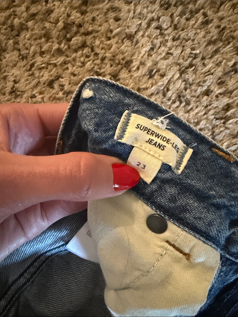 Madewell Wide-Leg Jeans in Medium Blue - Picture 3 of 10
